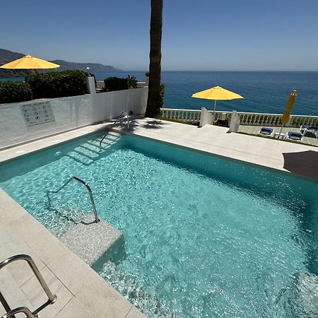 Hotel Paraiso Del Mar Нерха Экстерьер фото