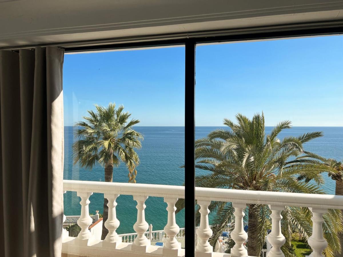 Hotel Paraiso Del Mar Нерха Экстерьер фото