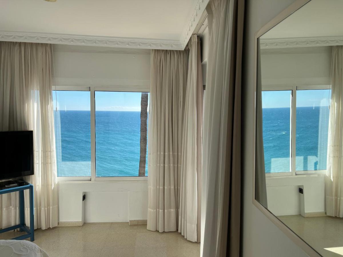 Hotel Paraiso Del Mar Нерха Экстерьер фото