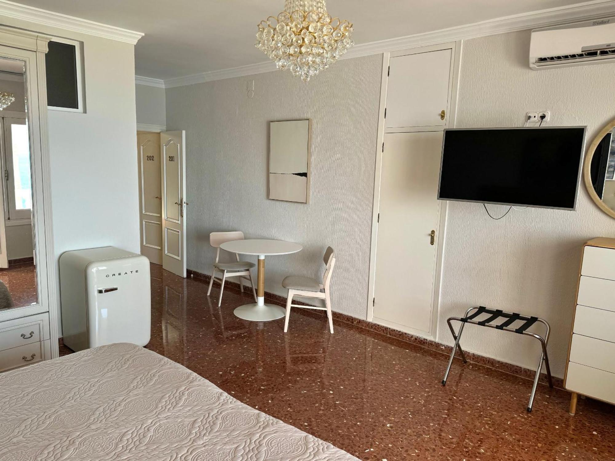 Hotel Paraiso Del Mar Нерха Номер фото